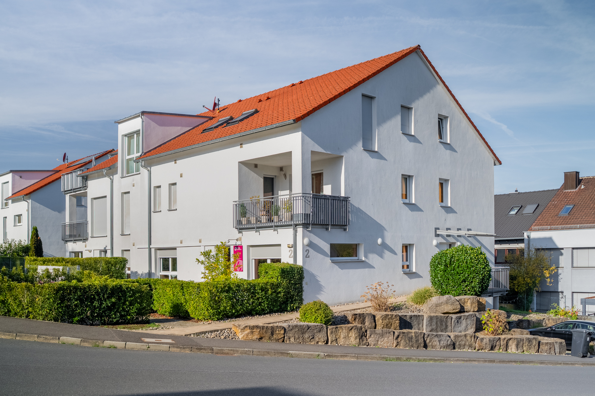 WEG-Wohnanlage in Höchberg, verwaltet von der Hoch2 Hausverwaltung, 7 Wohneinheiten
