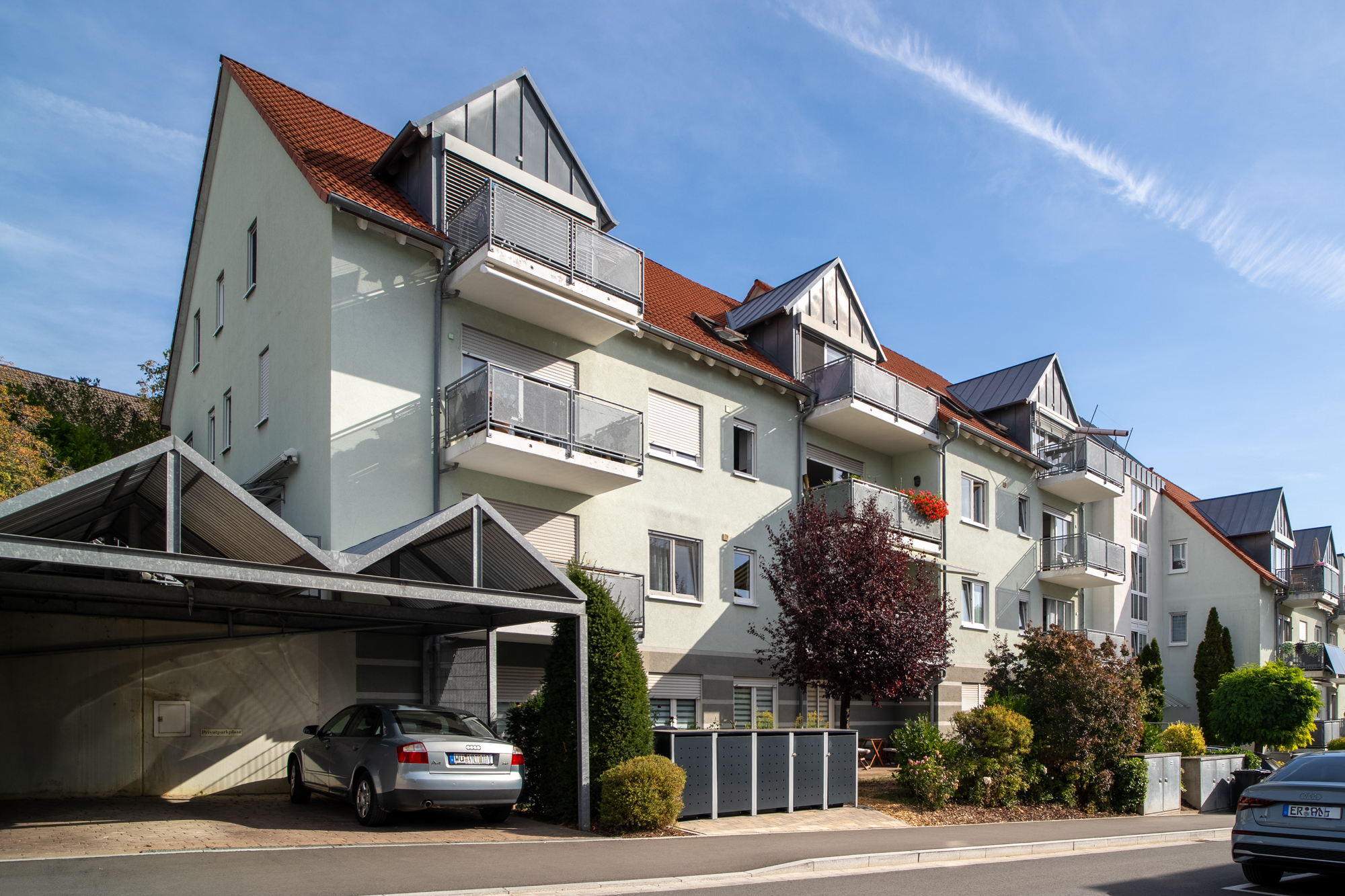 WEG-Wohnanlage in Höchberg, verwaltet von der Hoch2 Hausverwaltung, 20 Wohneinheiten